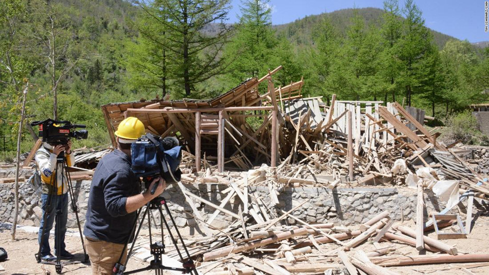 Khoảnh khắc bãi thử hạt nhân duy nhất của Triều Tiên nổ tung